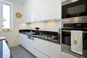 Luxurious Pink House and Parking