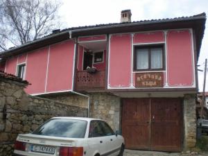 Nenchova Guest House