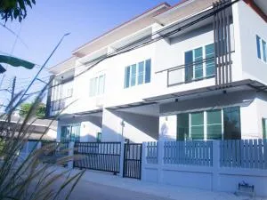 SomJai House - Ban Doi Hang