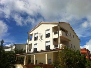 Apartments Sanmar 