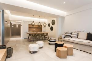 *** Apt 110m2 3bed 2bath, walk to Acropolis ***