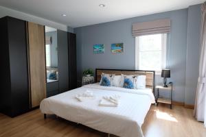 Living at Sphere Apartment