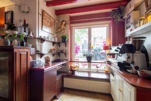 Amsterdam House Hotel