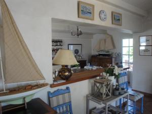 B&B / Chambres d'hotes Le Buzet Bleu Bed & Breakfast : photos des chambres