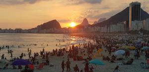 Apartamento Confort Copacabana Beach duas suites