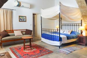 Cyprus Villages - Hotel & Restaurant - Central Location - Bed & Breakfast With Access To Pool And Stunning Views