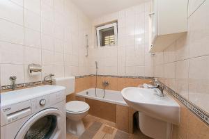 Seaview Center House Brela
