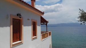 Nereides Apartments Samos Greece