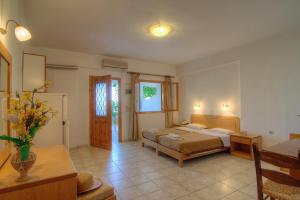 Adonis Hotel Rethymno Greece