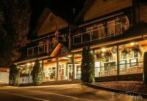 Camperland Bridal Falls RV Resort & Cabins - Hope