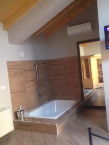 CAMILLA affitta camere