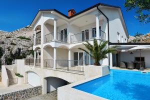 Villa Mar - Only 50m To The Beach 