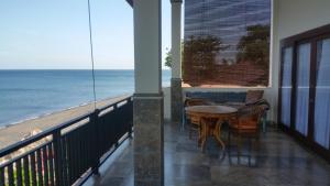 Amed Beach Villa