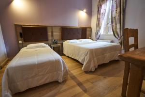 Hotels Hotel La Flambee : photos des chambres