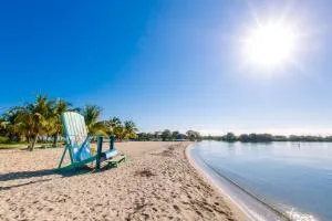 KhalKob's Estate - Hatchet Cay