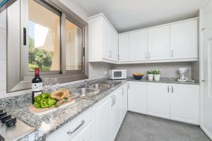 Encantador Dúplex Vacacional Reformado, Salzes 5, Frente a la Playa de Alcudia