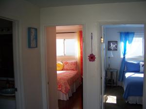 Three-Bedroom House room in 127 46th st.