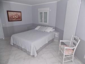 Hotels Au Relais Provencal : Chambre Lit King-Size - Accessible aux Personnes à Mobilité Réduite
