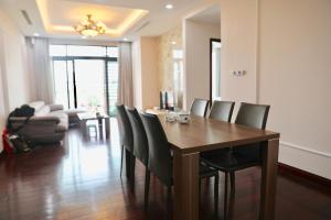 Ha Noi Royal City Luxury Apartment