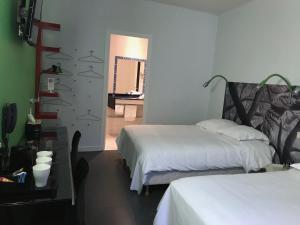 Hotels HOTEL CONTINENTAL : photos des chambres