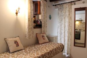 casa giulietta, Ronco del Carmelo 2