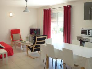 Villas LES HAUTS DE JALLIA : photos des chambres