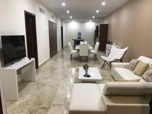 Deluxe New Beachfront Penthouse in Akumal