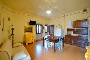 Appartement Sansepolcro Apartment Sleeps 4 WiFi Sansepolcro Italien