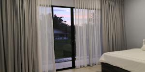 Szhnn Villa - Spacious Room in Village