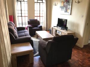 Cozy Two Bedroom Apartment, Apartments - Nairobi