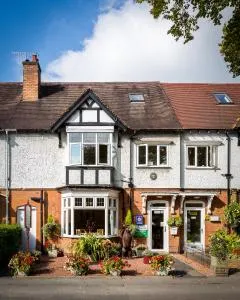 灰树丛酒店 - Weston on Avon