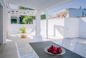 Total White Villa
