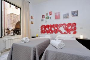 Two-Bedroom Apartment room in Mok'house Apartments