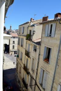 Appartements Joli studio avec terrasse, coeur historique - protocole sanitaire strict : photos des chambres