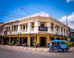 Inthira Thakhek, Отели - Тхакхэк