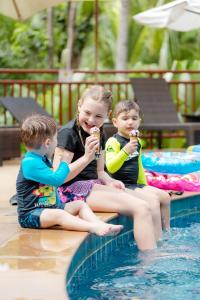 Horizon Karon Beach Resort & Spa