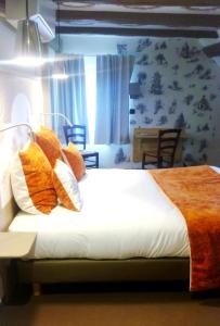 Hotels The Originals Boutique, Hotel La Ferme du Pape, Eguisheim : photos des chambres