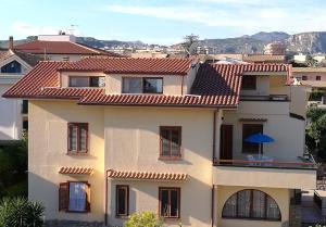 Apartmán La Mansarda Gialla Santa Flavia Taliansko