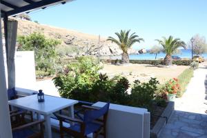 Abela Beach Apartments Syros Greece