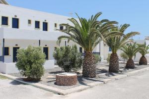 Mary Rooms Santorini Greece