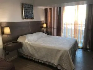 Costado Mall - 安托法加斯塔