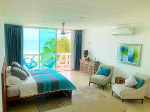 Playa 55 beach escape - adults only Guesthouse