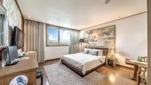 Venezia Hotel - Suncheon