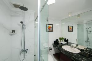 Phòng Super (Super Room)