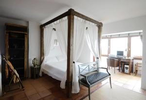Entre Olivos: Very Charming Villa 18 SLEEPERS