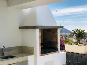 Canaryislandshost l Infinity Views