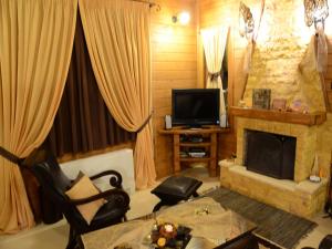 Feggarognemata Suites Orini-Korinthia Greece