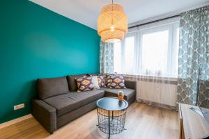 3Room Apartment 50m from Main Market