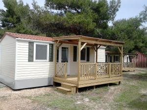 Bungalow Adria More mobile homes Belvedere Seget Vranjica Kroatien