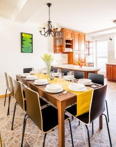 HOME ALONE 5BR+3BATH Penthouse in center of Prague